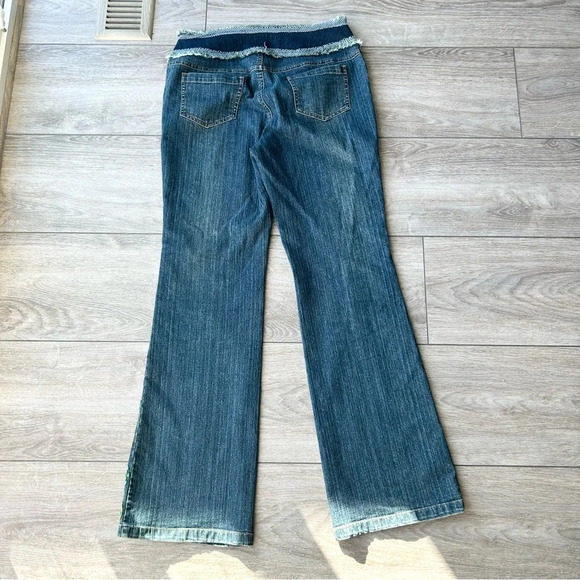 Vintage Chagall Embroidery Embellished Bootcut Jeans - Picture 10 of 11